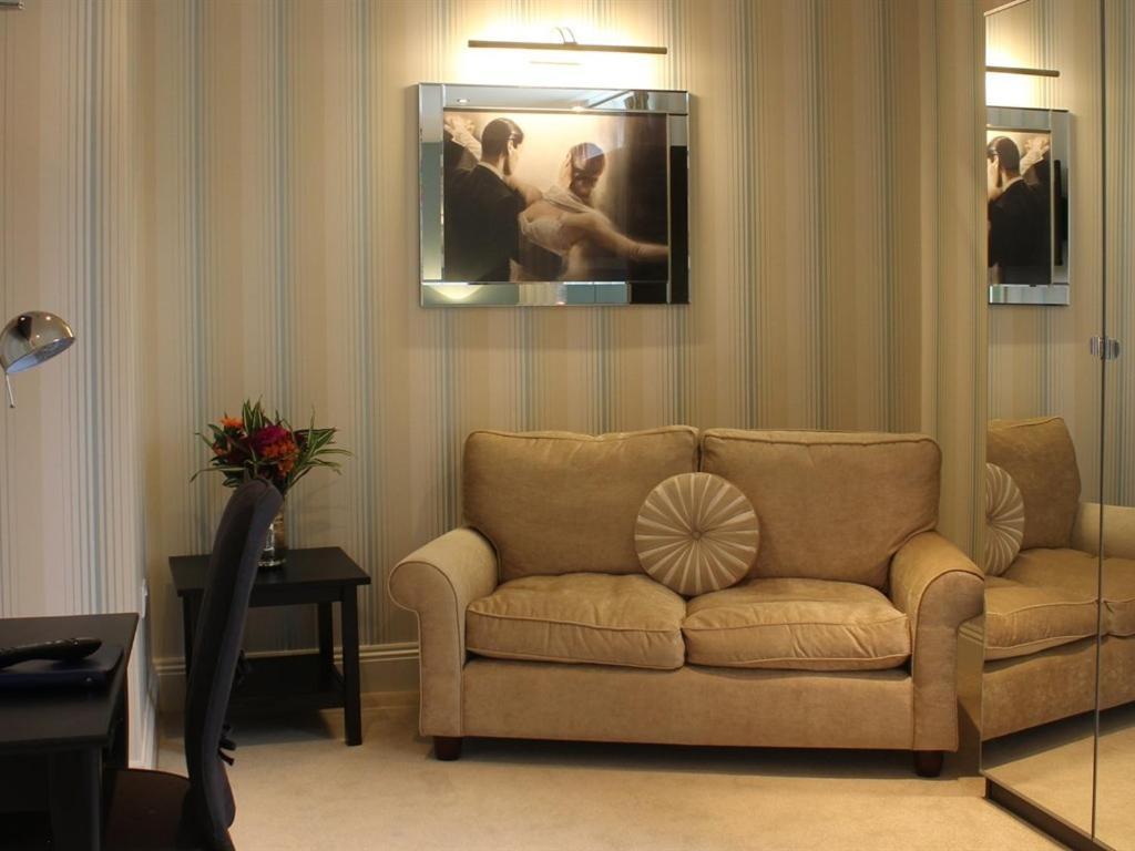 The Keep Boutique Hotel Йоувил Стая снимка